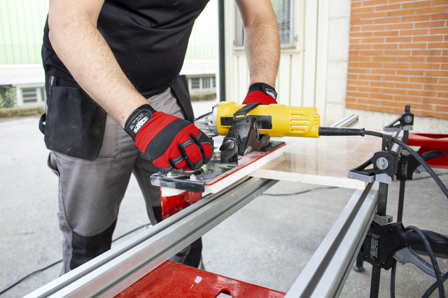 PRO-EDGER bevelling and mitring accessory 5